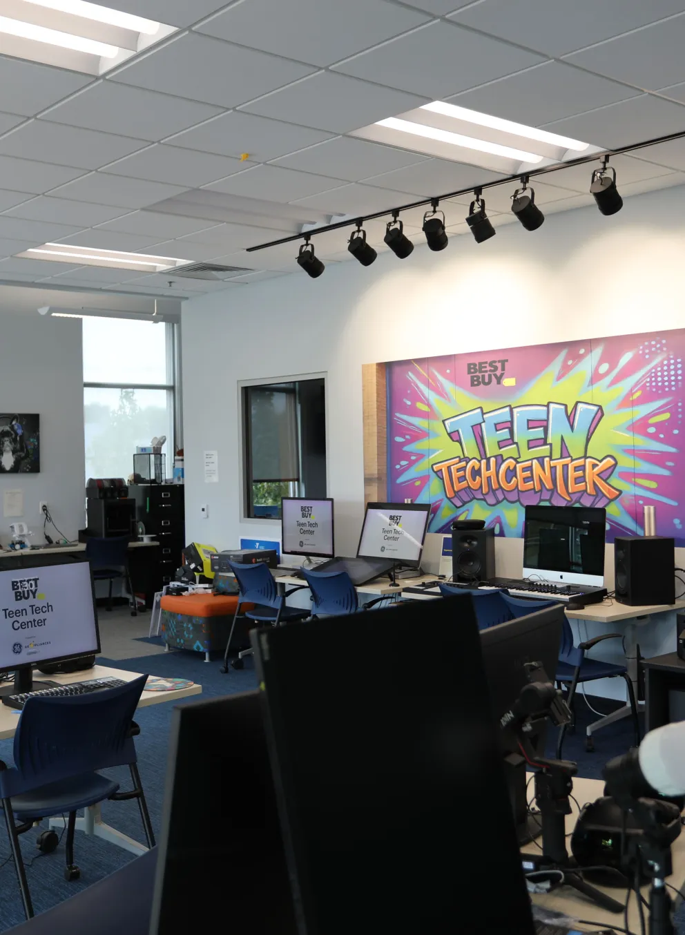 Best Buy Teen Tech Center